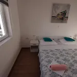 Villa Nika Mlini Apartamento *