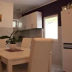 Apartment Villa Nika Mlini