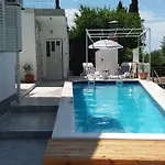 Apartment Villa Nika Mlini