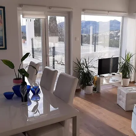 Διαμέρισμα Nika *