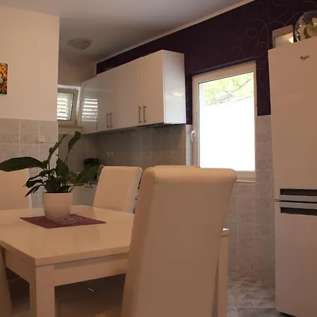 Apartment Nika