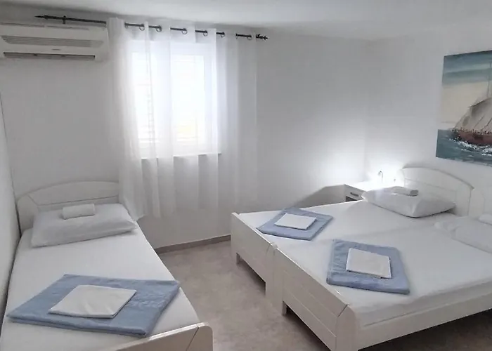 Villa Nika Mlini 아파트