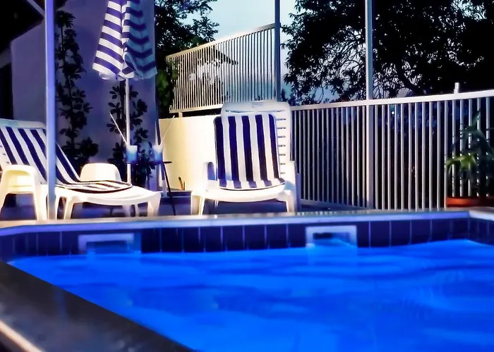Villa Nika Mlini 아파트 *